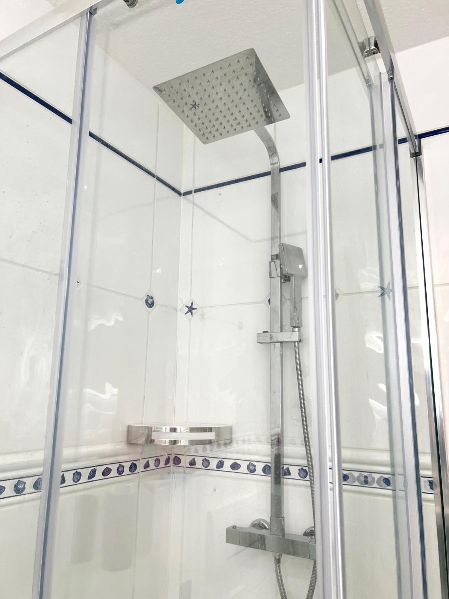 Luxus Maisonette Wohnung Am See, Wehome Premium Занкт-Леон-Рот Екстер'єр фото