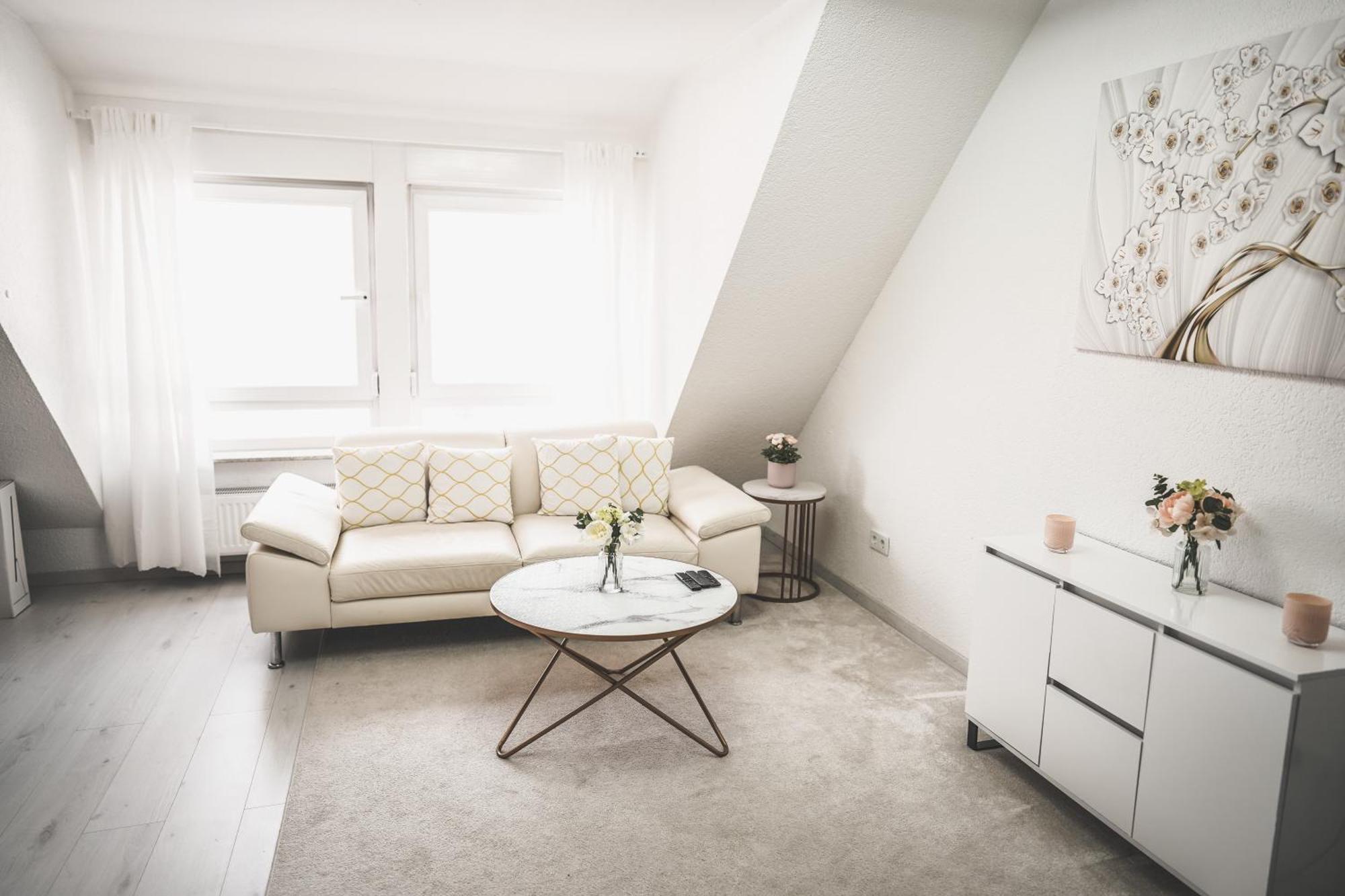 Luxus Maisonette Wohnung Am See, Wehome Premium Занкт-Леон-Рот Екстер'єр фото