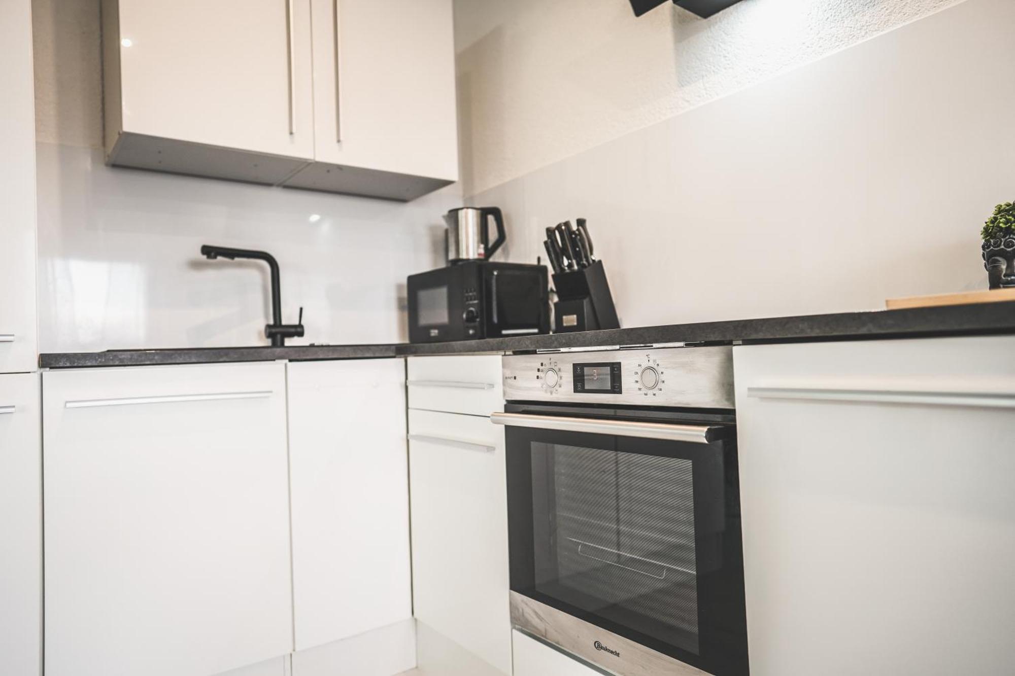 Luxus Maisonette Wohnung Am See, Wehome Premium Занкт-Леон-Рот Екстер'єр фото