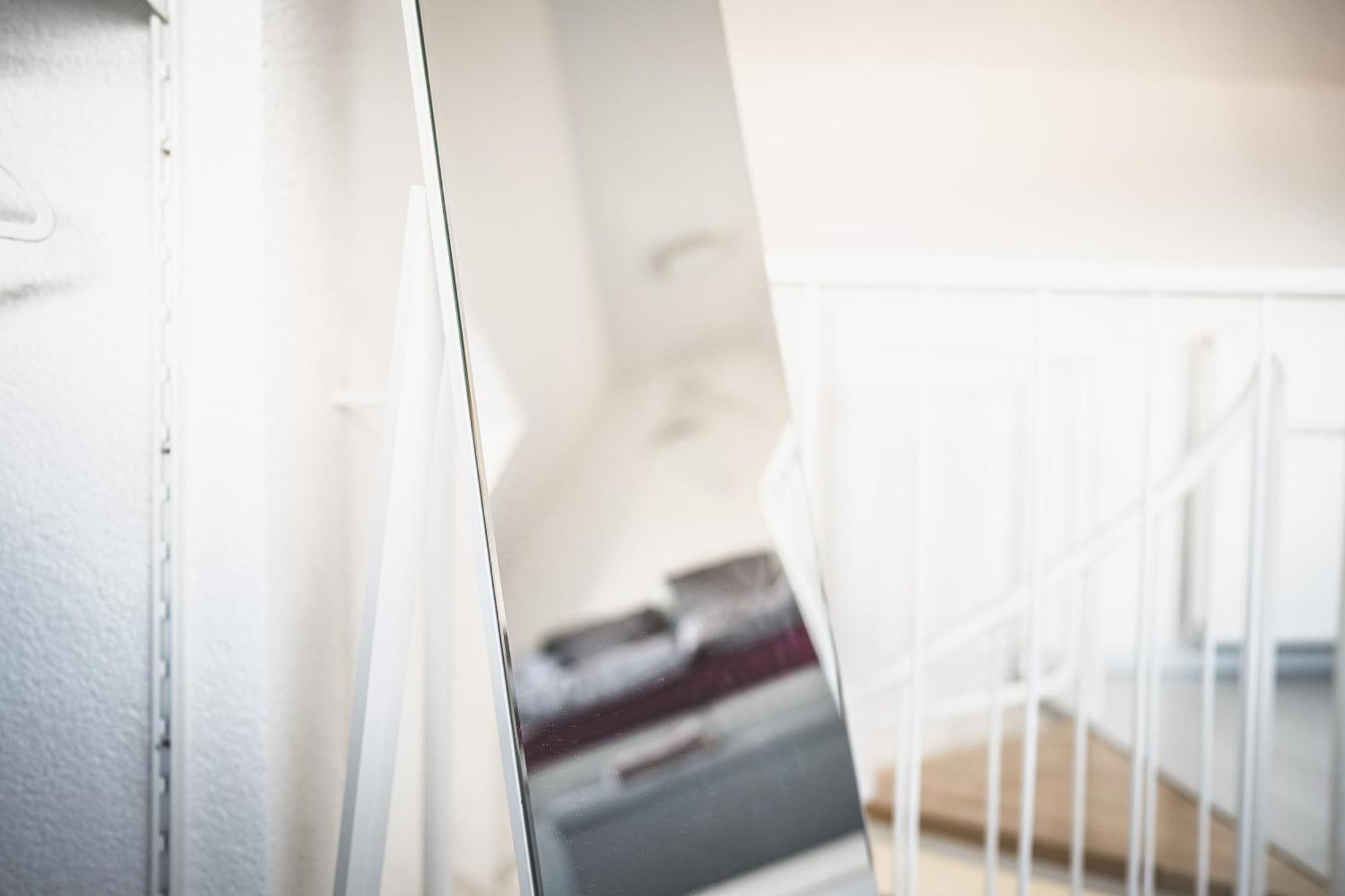Luxus Maisonette Wohnung Am See, Wehome Premium Занкт-Леон-Рот Екстер'єр фото